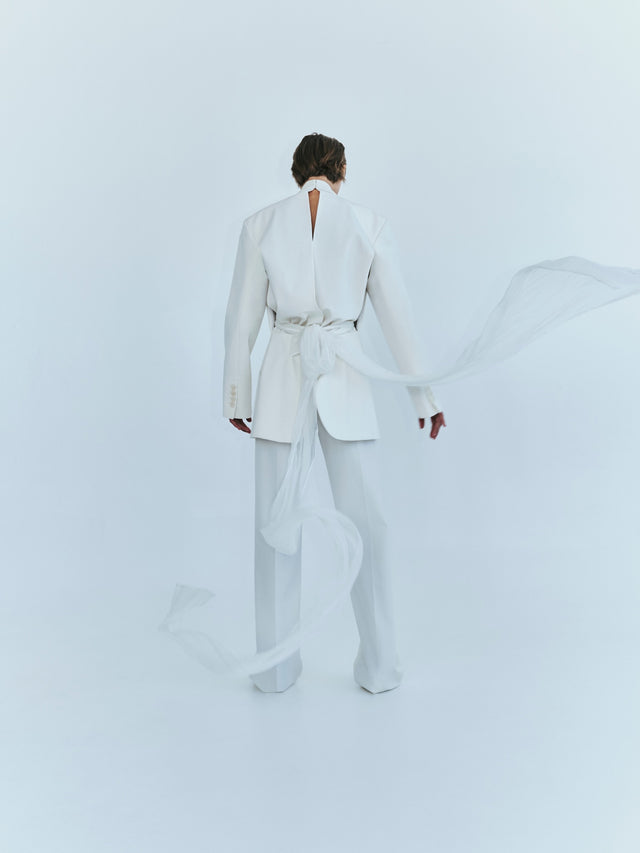 Intimate Bow Back Twill Blazer