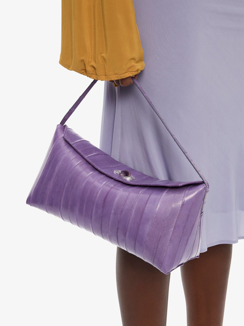 Doba Quartz Turnlock Eel Shoulder Bag - Image 4