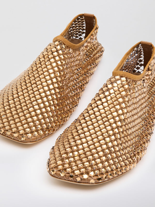 Minette Bezeled Flat